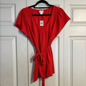 MOTHERHOOD MATERNITY NWT Cherry Red Medium Tie Tunic Postpartum Pregnancy